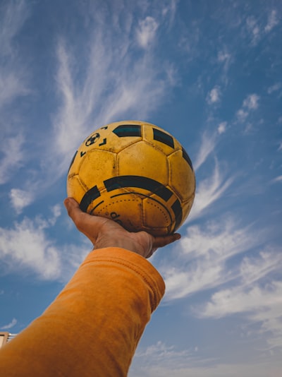 اعتقال لاعب أتلتيك بلباو السابق تكسوتكسي بعد هروب دام 8 سنوات بتهمة تهريب الكوكايين